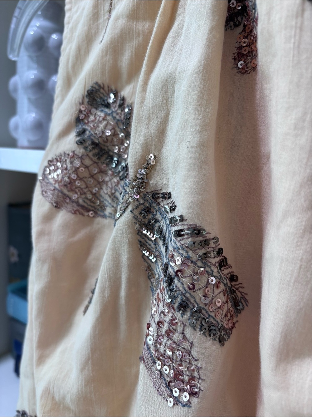 Free People "The Garden" top smocked mock neck sequin dragonfly embroidery S - Picture 6 of 10